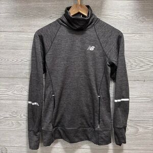 New Balance Running Sweater Women’s Heat XS Gray Long Sleeve Thumbholes